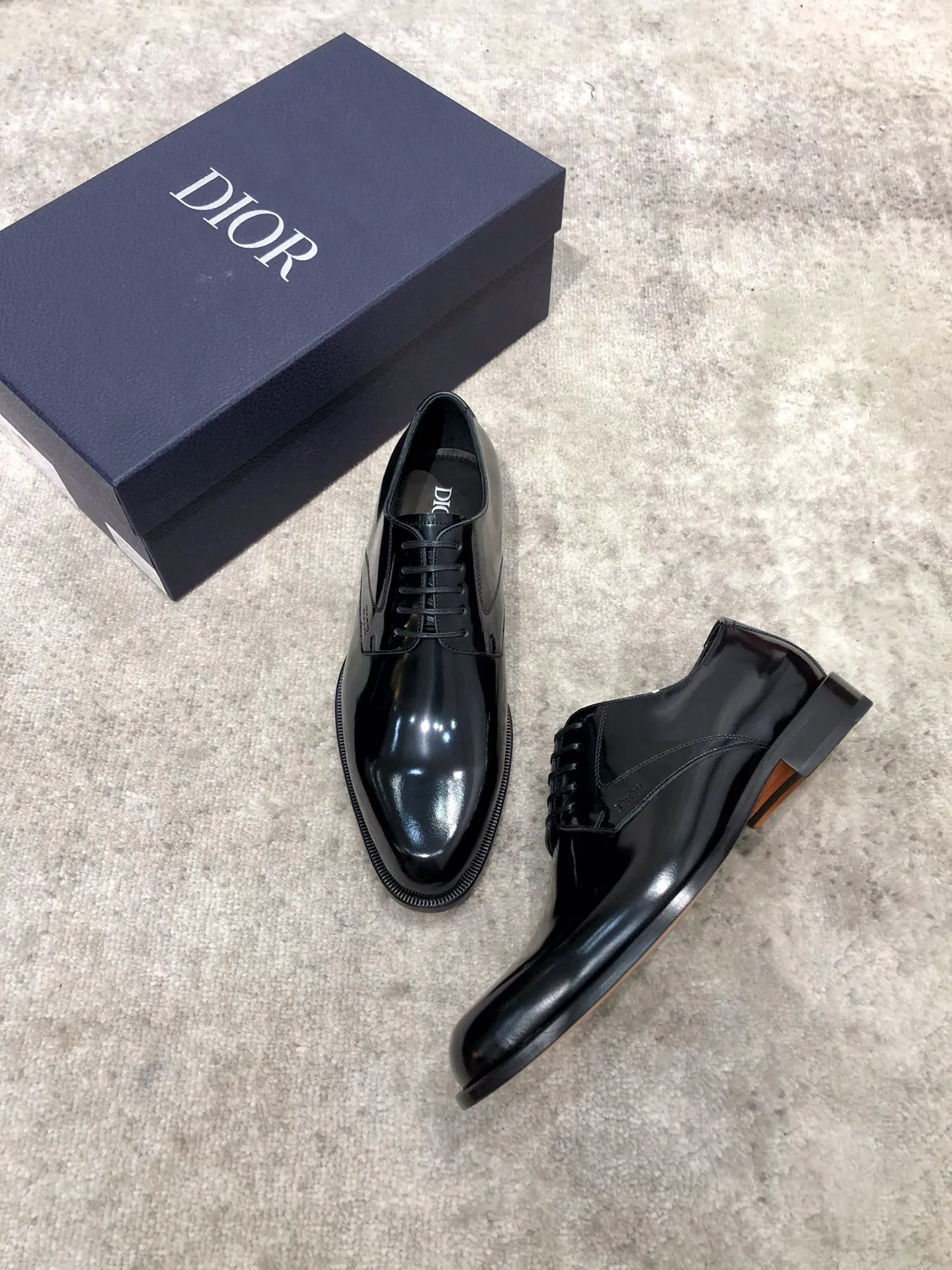Men's shoes 💰960 Dior's new counters are on sale at the same time, with imported cowhide uppers, water-dyed cowhide lining, genuine leather outsole, impeccable details, standard size 38-44,